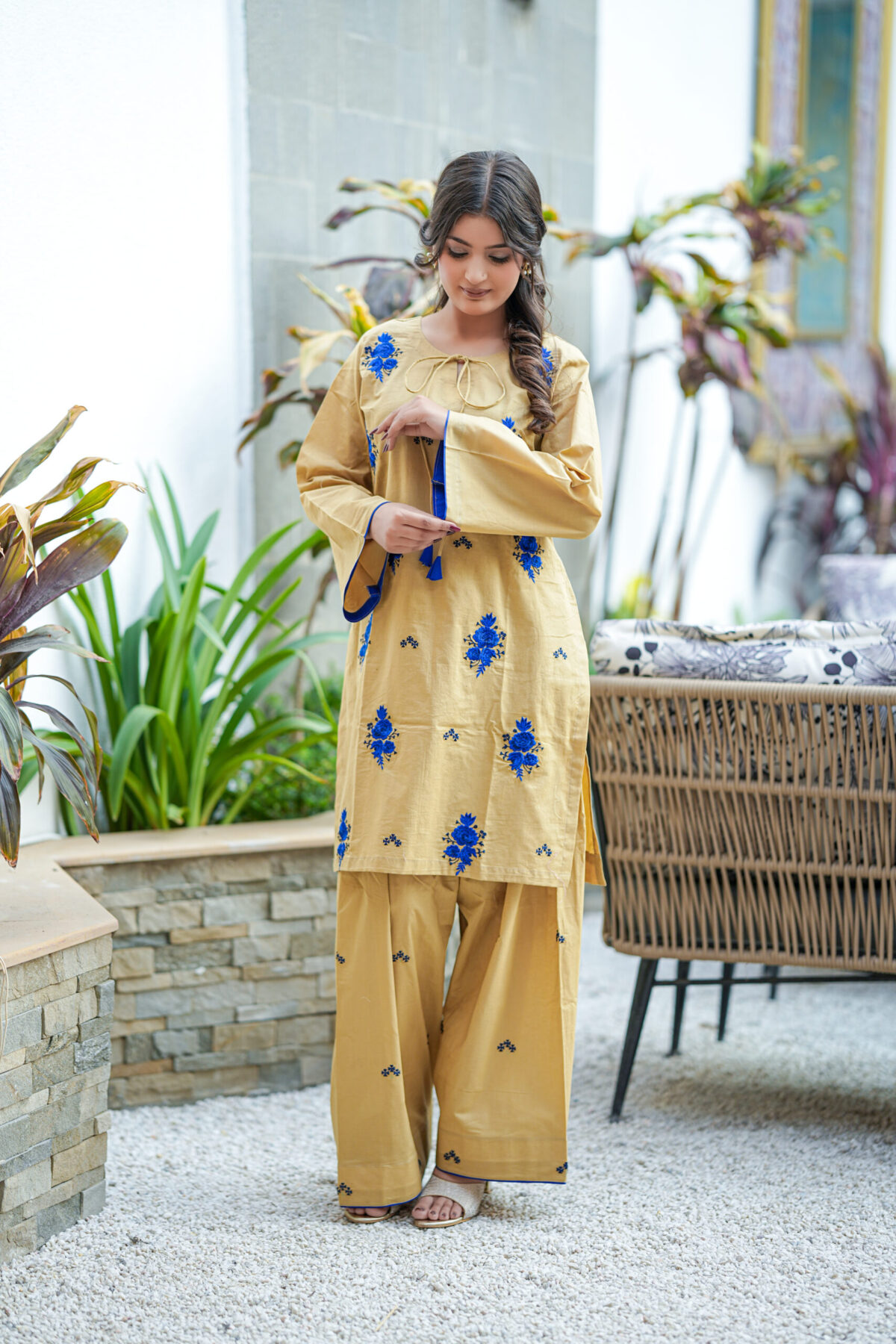 THIS MUSTARD YELLOW KURTA